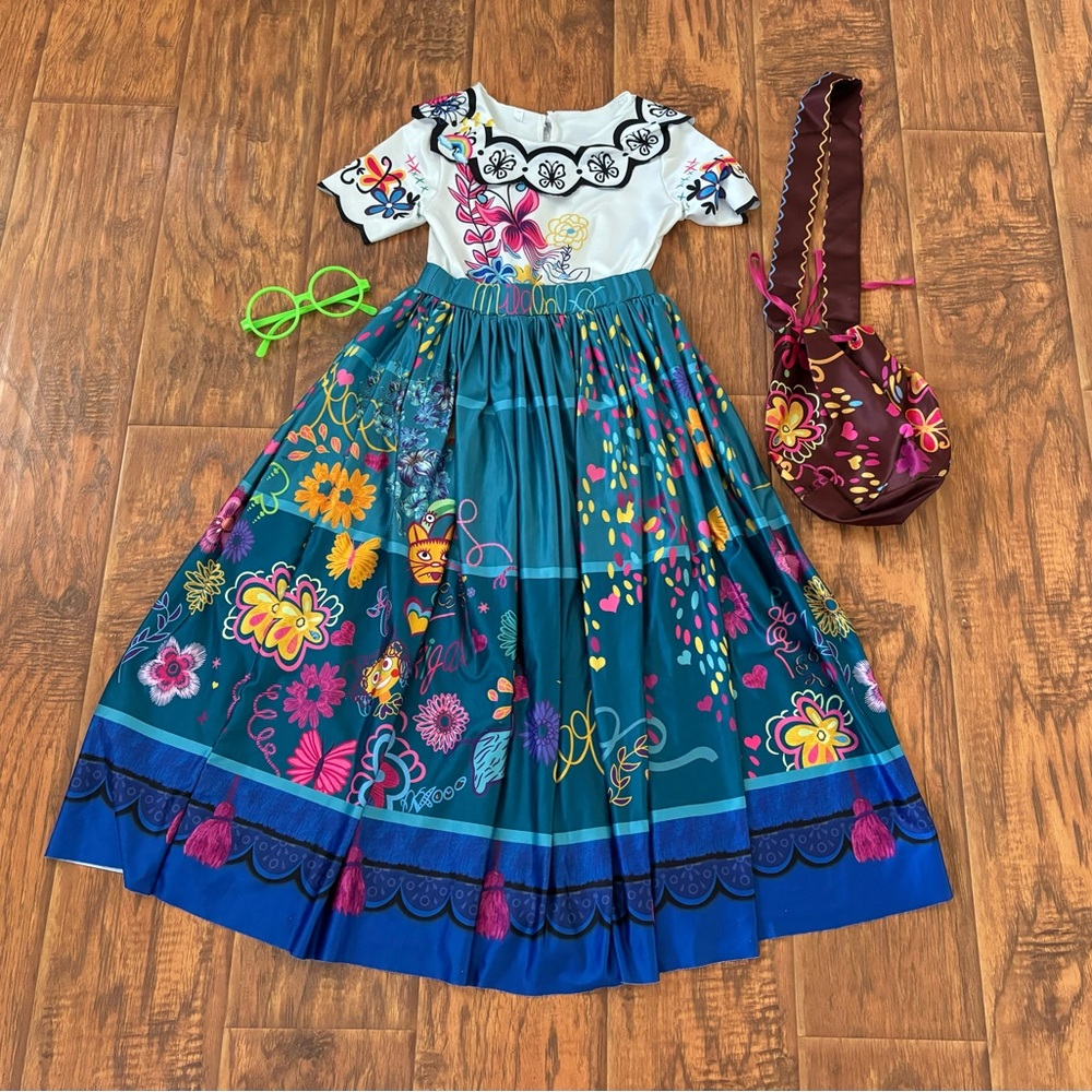 Disney Encanto Mirabel costume
